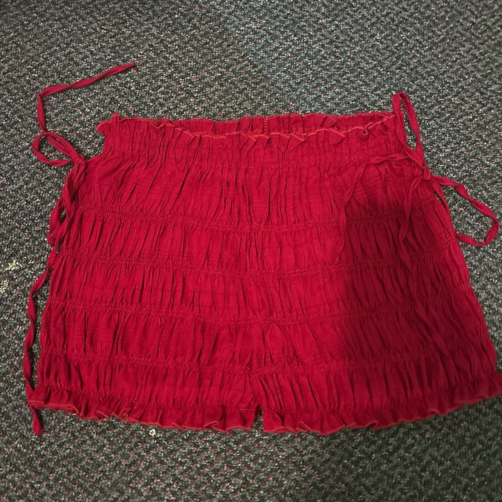 SHEIN Red Ruched Women Shorts